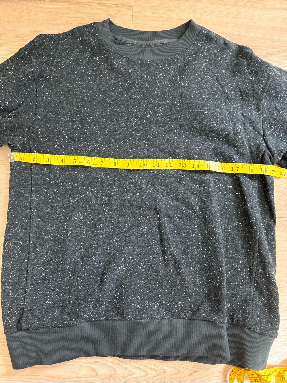 Men's Crewneck Speckled Short-Sleeve Sweater - Black